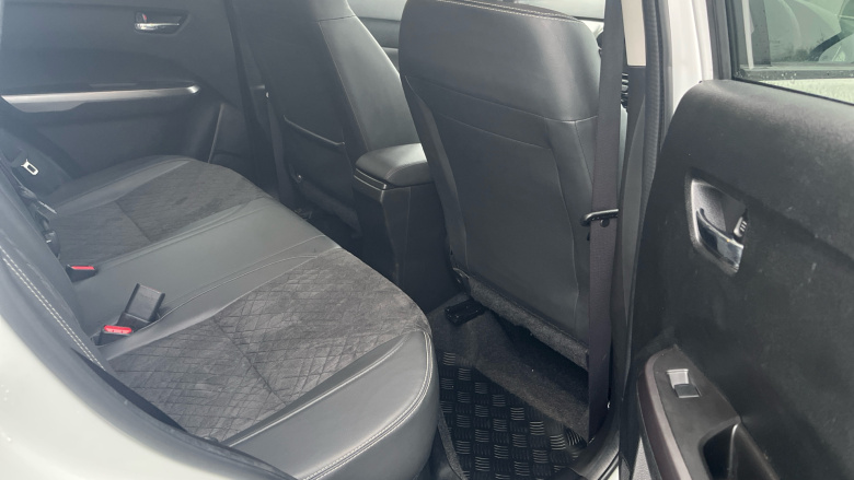 Suzuki Vitara 1.4 Boosterjet SZ5 5dr Petrol Estate